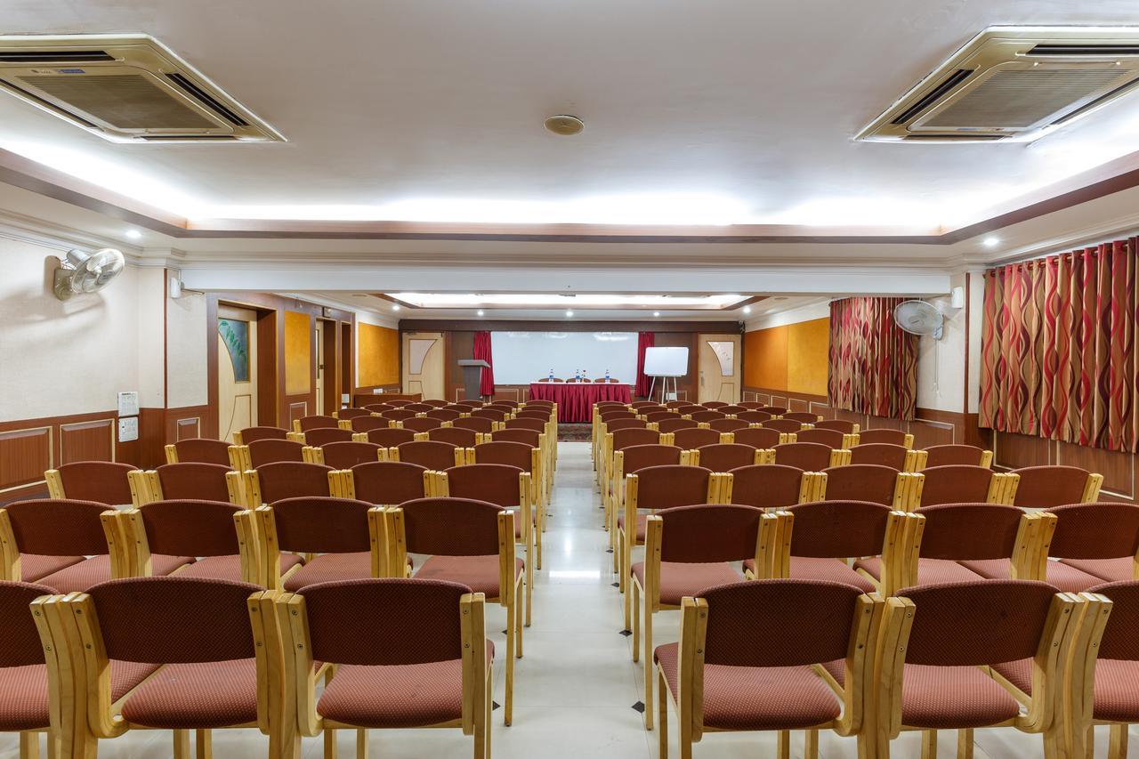 Hotel Woodland Colhapur Exterior foto