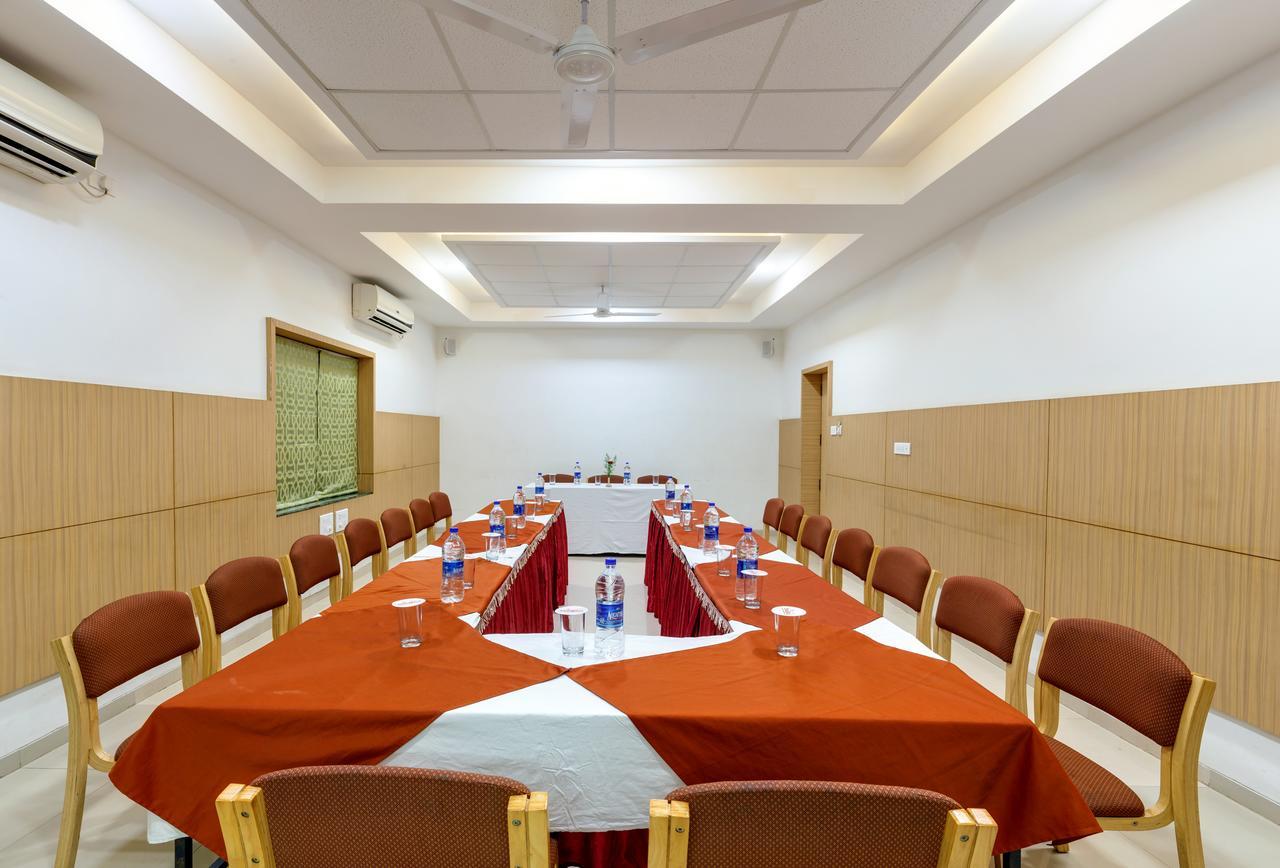 Hotel Woodland Colhapur Exterior foto