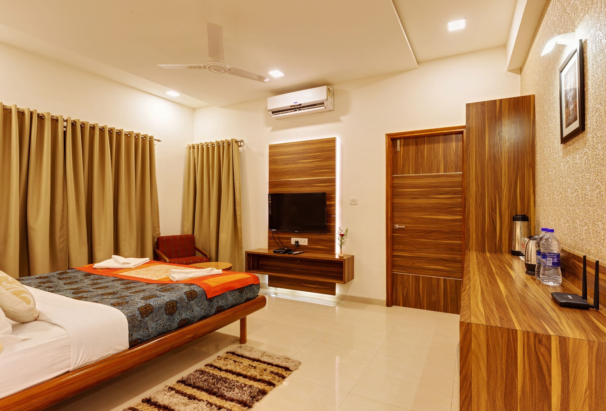 Hotel Woodland Colhapur Exterior foto